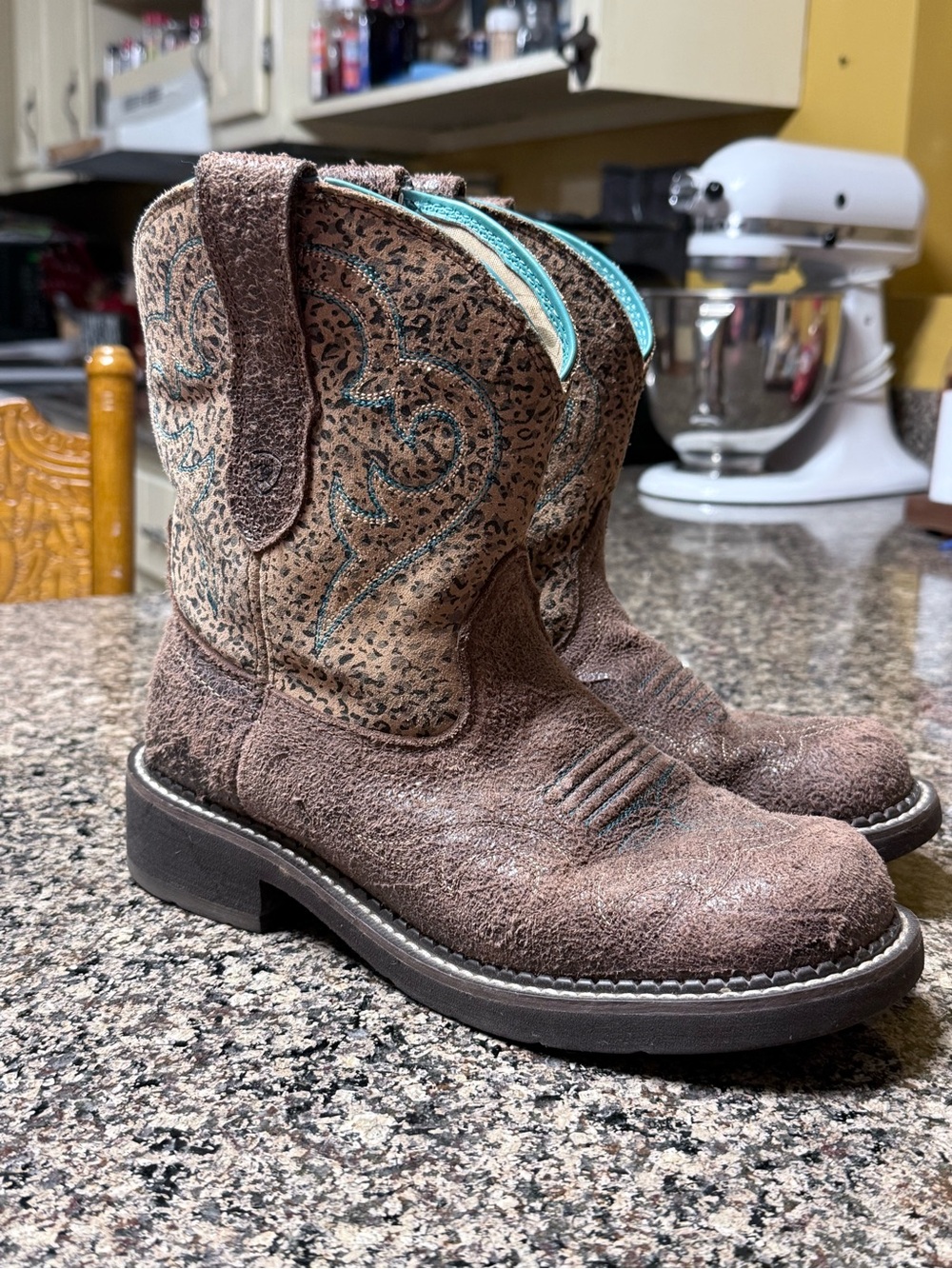 Ariat fat baby Brown Suede Western Cowboy Boots with Turquoise Stitching